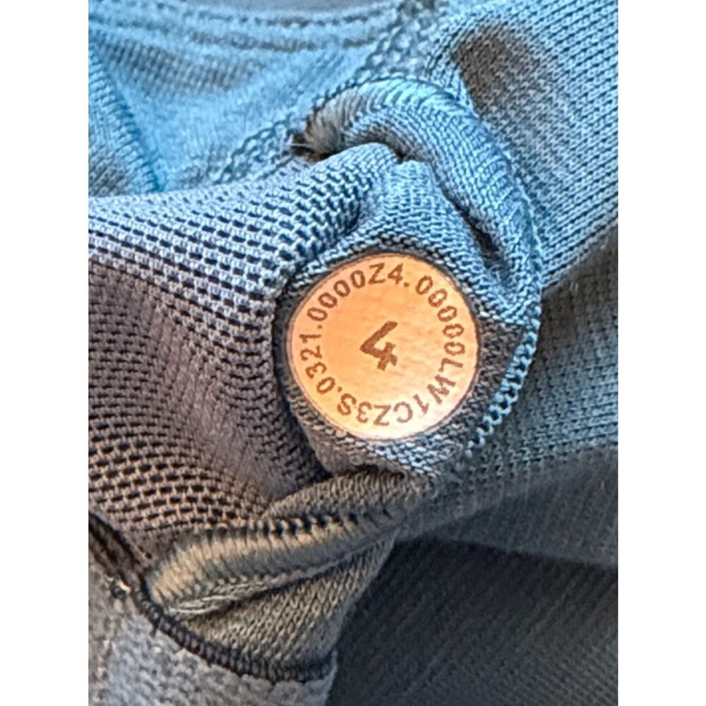 Lululemon Invigorate Training Tank Top Capture Blue 4 / XS - Picture 7 of 7